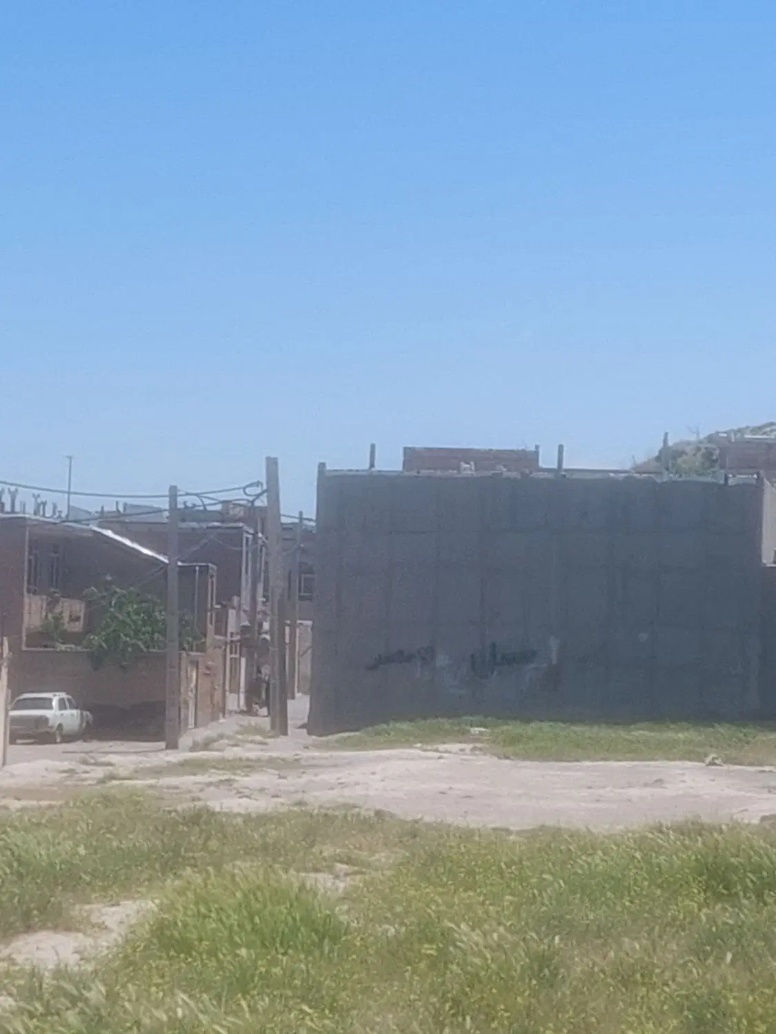 زمین مسکونی مناسب ساخت و سکونت