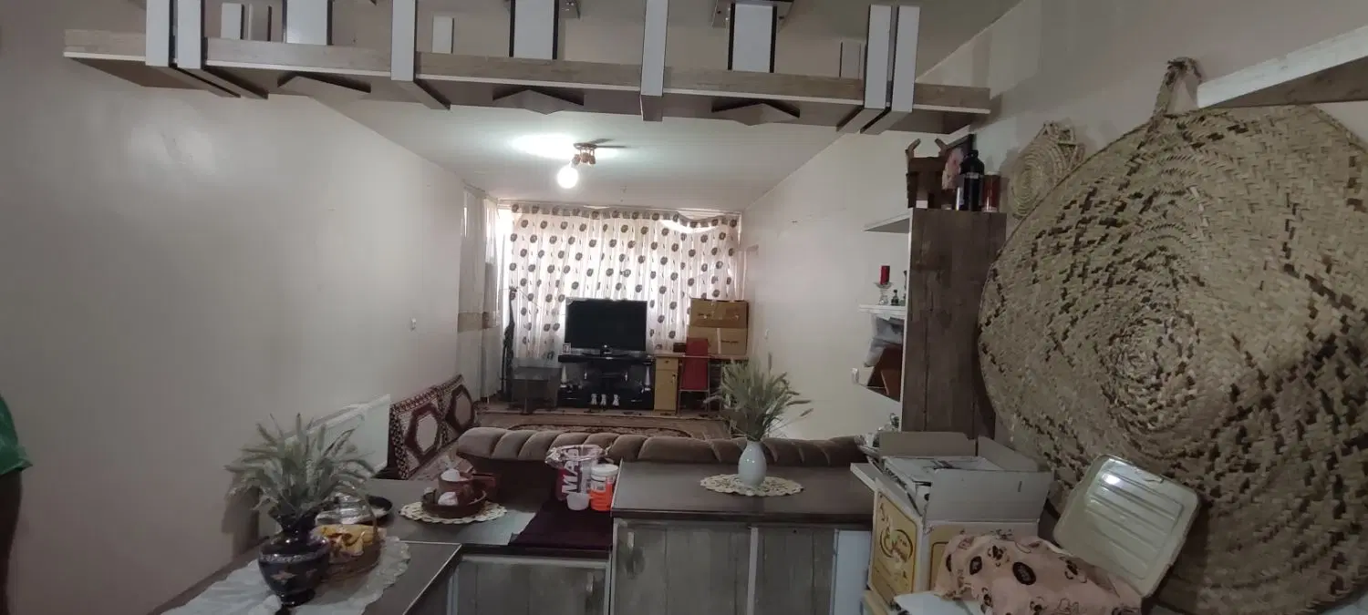 تک خوابه ۶۵متری جنوبی شمالی هرطبقه ۴واحد