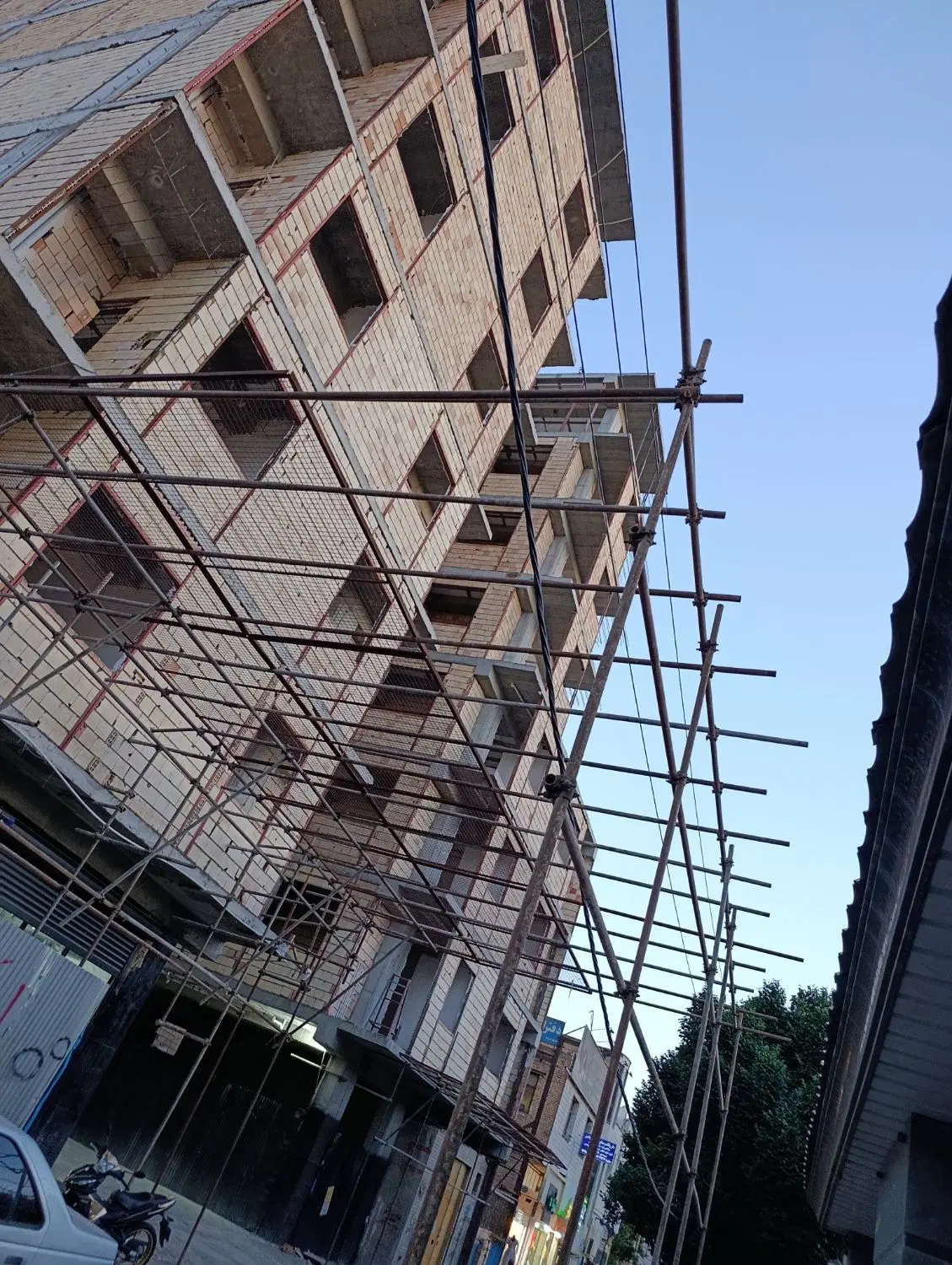 واحد مسکونی بیست متری امام