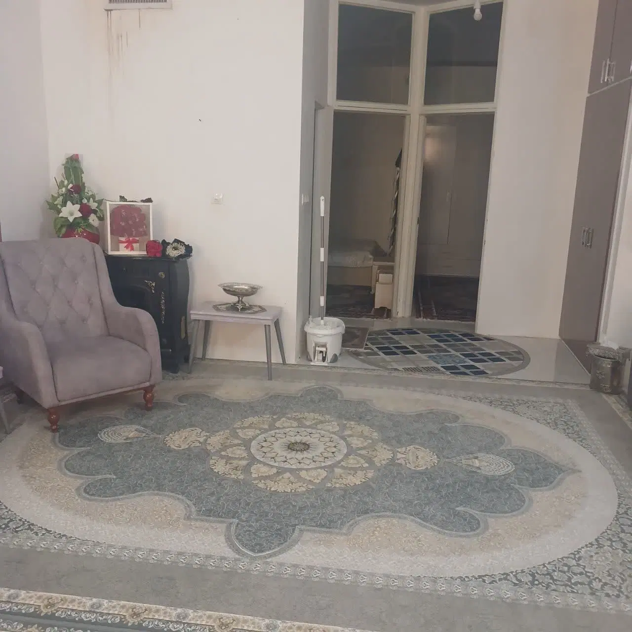 یک باب منزل مسکونی ویلایی