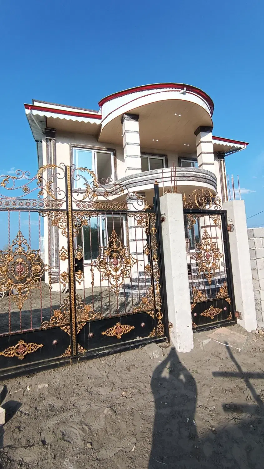 ویلای سه خواب ۲۰۰ متری سند دار
