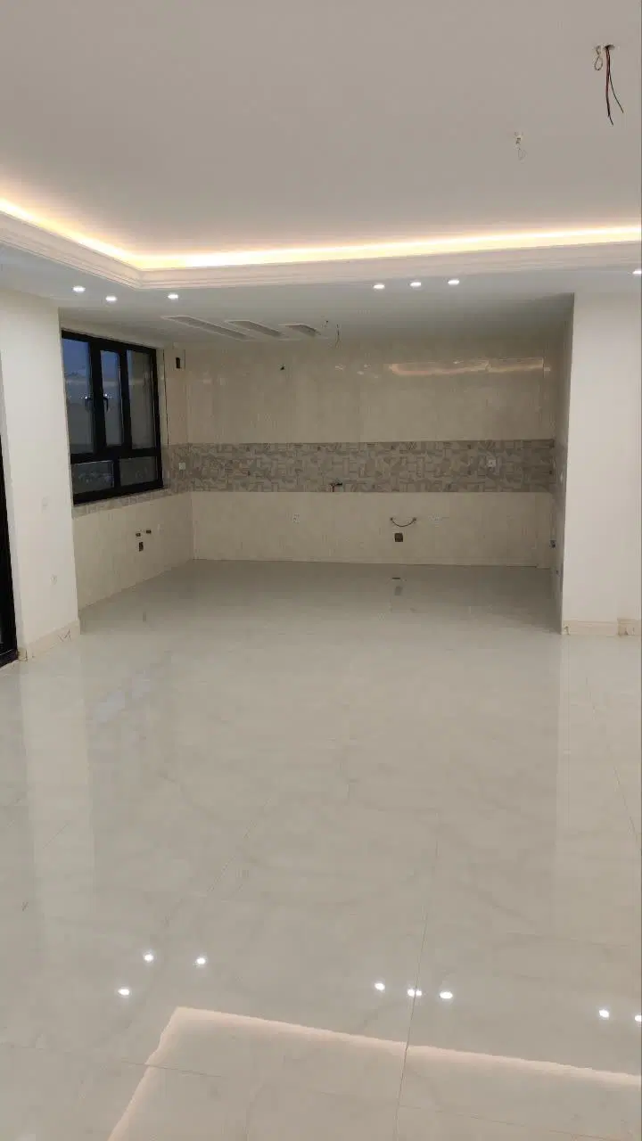 آپارتمان تک واحدی شیک و لوکس 155 متری سه خوابه