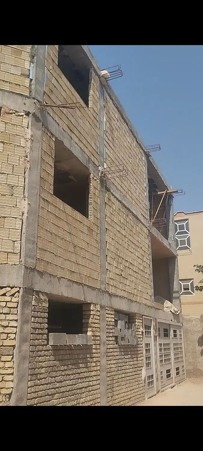 فروش آپارتمان ۳ طبقه