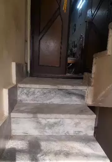 آپارتمان ۶۰ متری طبقه اول روی همکف
