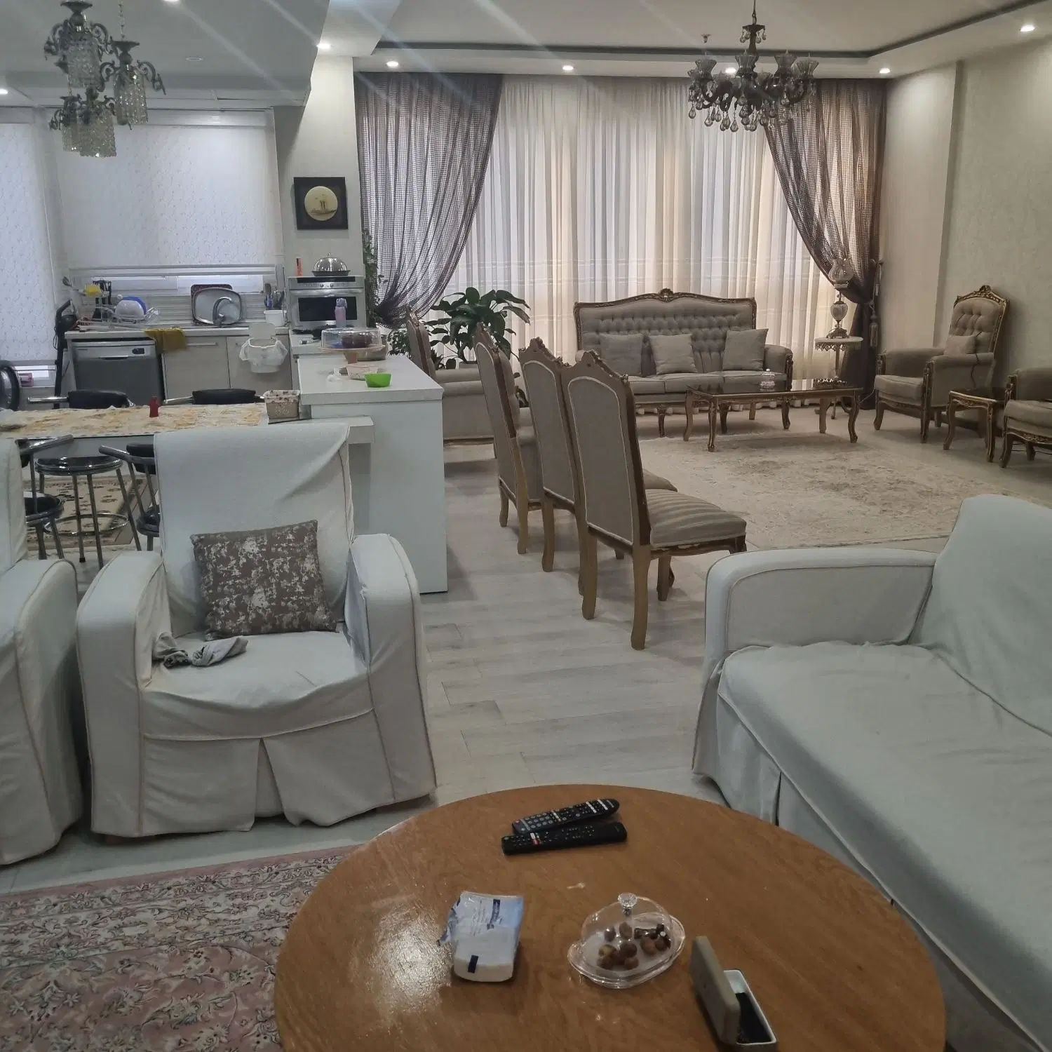 فروش واحد ۱۸۰ متری
