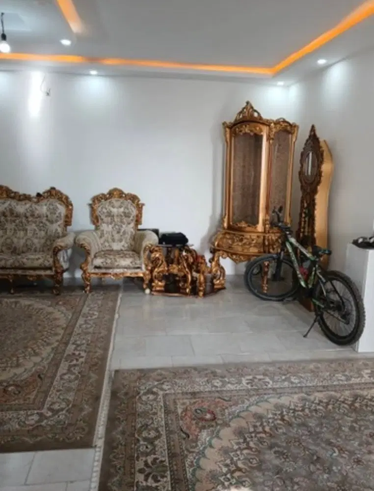 آپارتمان ۱۰۵ متری غرق در نور