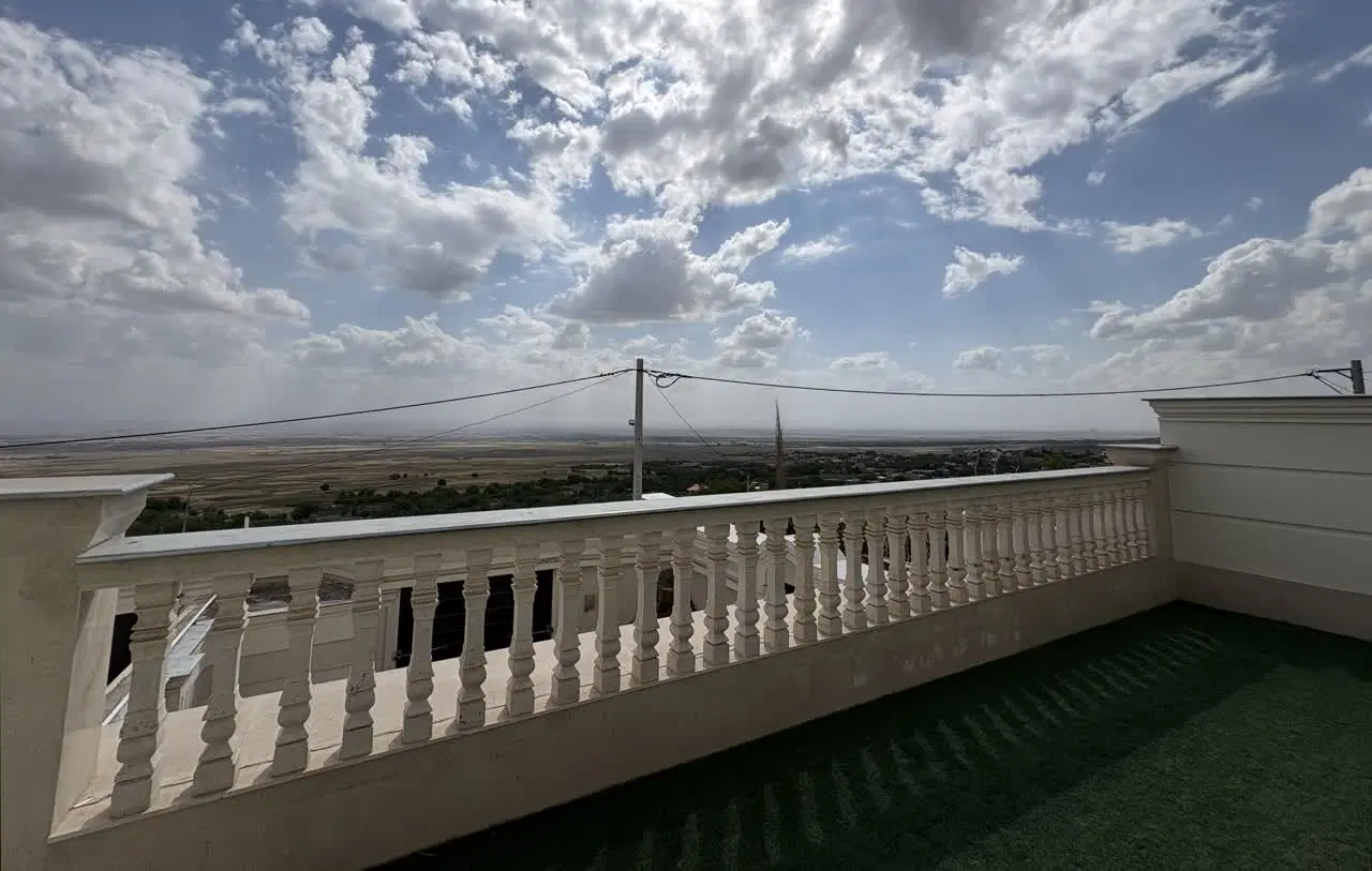 ویلای لوکس بام بوژان ویوی ابدی استخر و روف‌گاردن