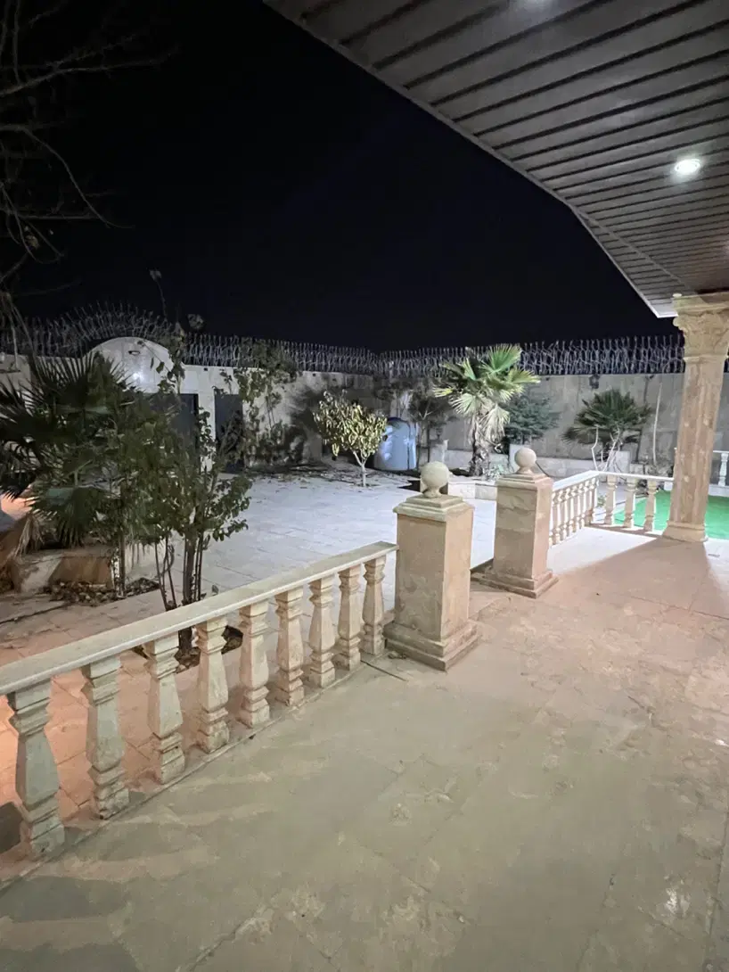 باغ ویلا بر جاده کبود گنبد