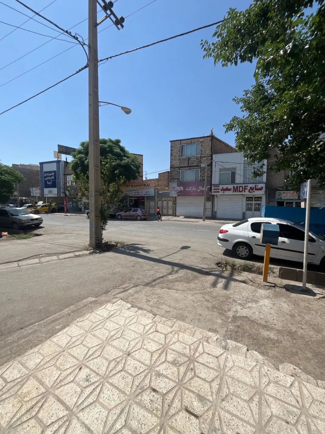 اجاره تجاری حاشیه استقلال