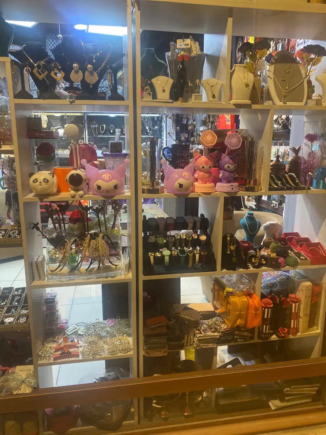 واگذاری مغازه با تمام اجناس
