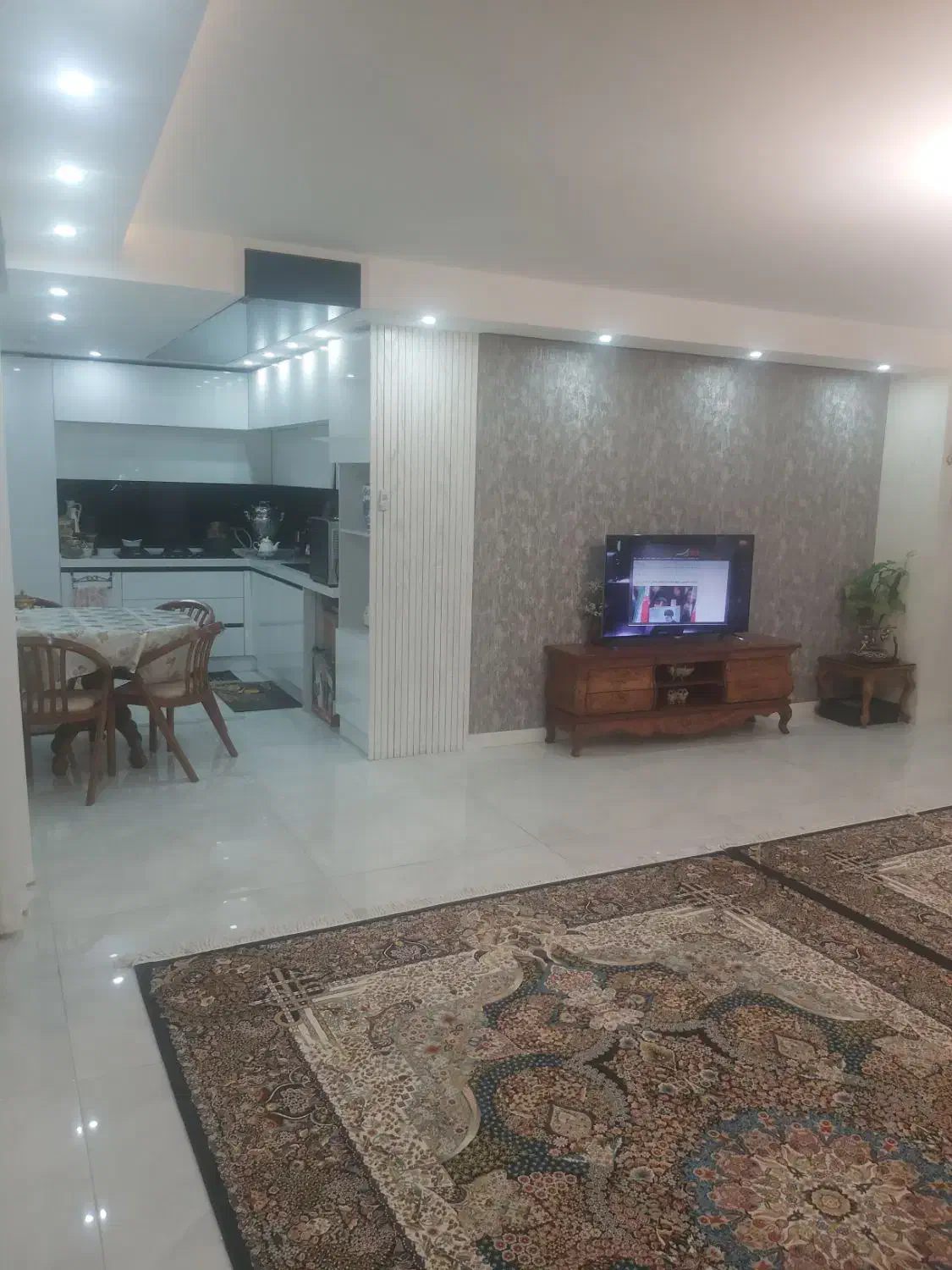 ۱۳۷ متری تک واحدی دو خواب مستر چهار راه رزمندگان