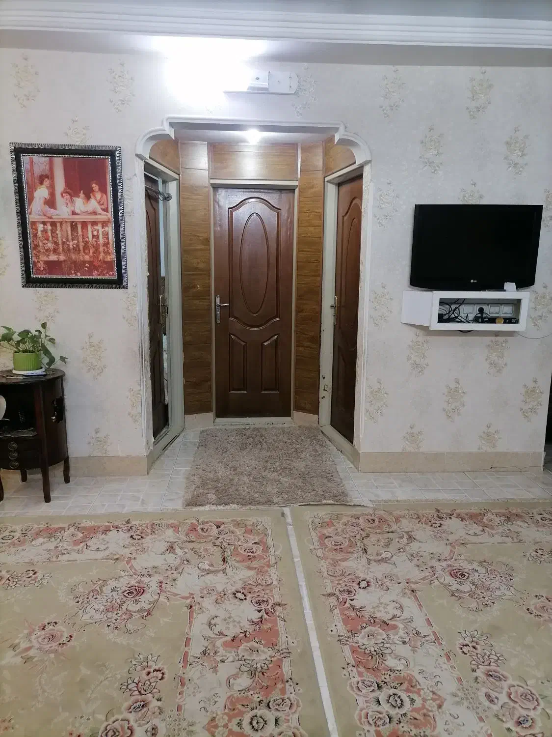 خانه طبقه همکف کمال
