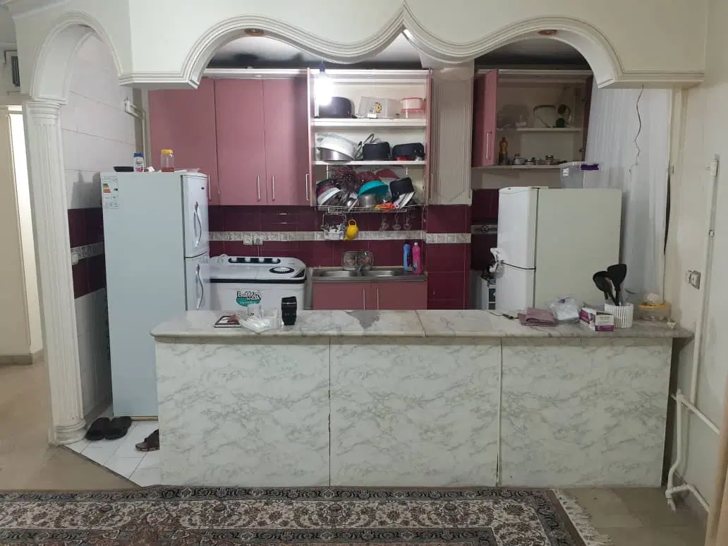 مالک ۷۱ متر ۲ خوابه مترو صیادشیرازی بر اصلی مسیل