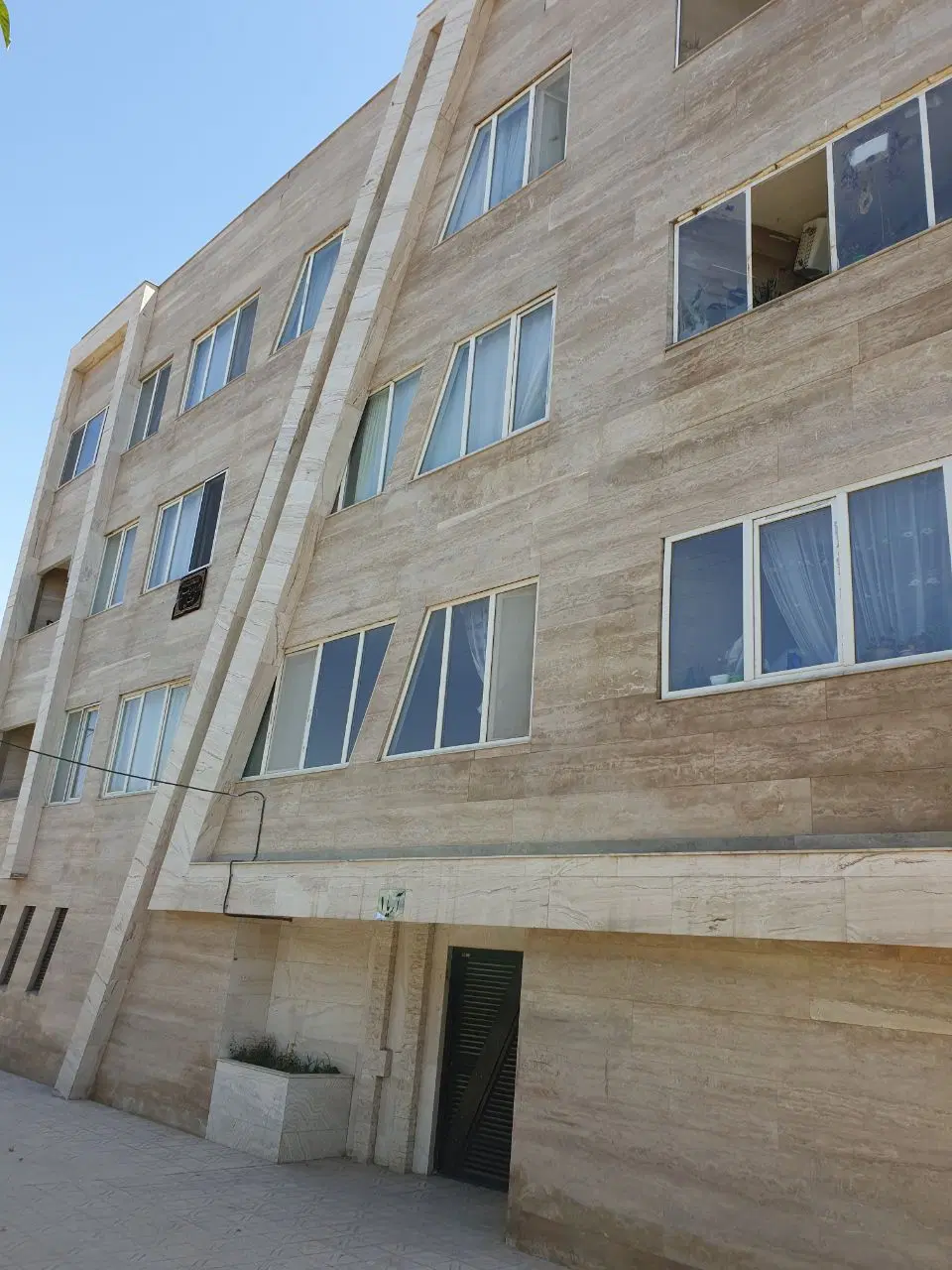 آپارتمان 80 متری دو خواب