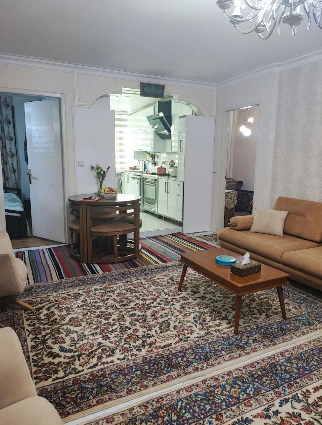آپارتمان مجیدیه امیری ۷۰ متر ۲ خواب