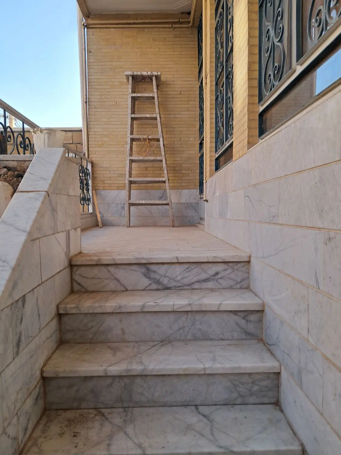 همکف یک خوابه شمالی۱۱۵ متری اجاره ای پاسداران ۷۴