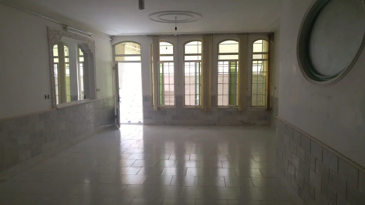 زیرزمین گلخانه ای 120 متر