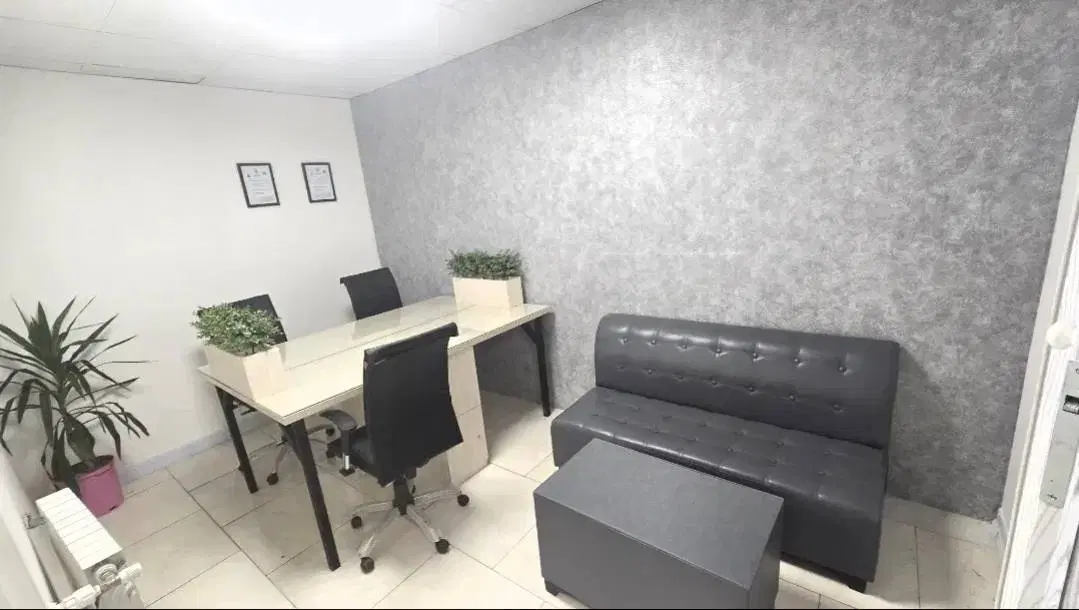 اتاق کار در معلم