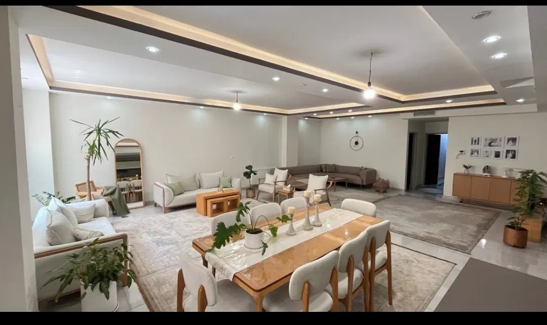 آپارتمان اجاره‌ای 150 متری خیابان نسترن