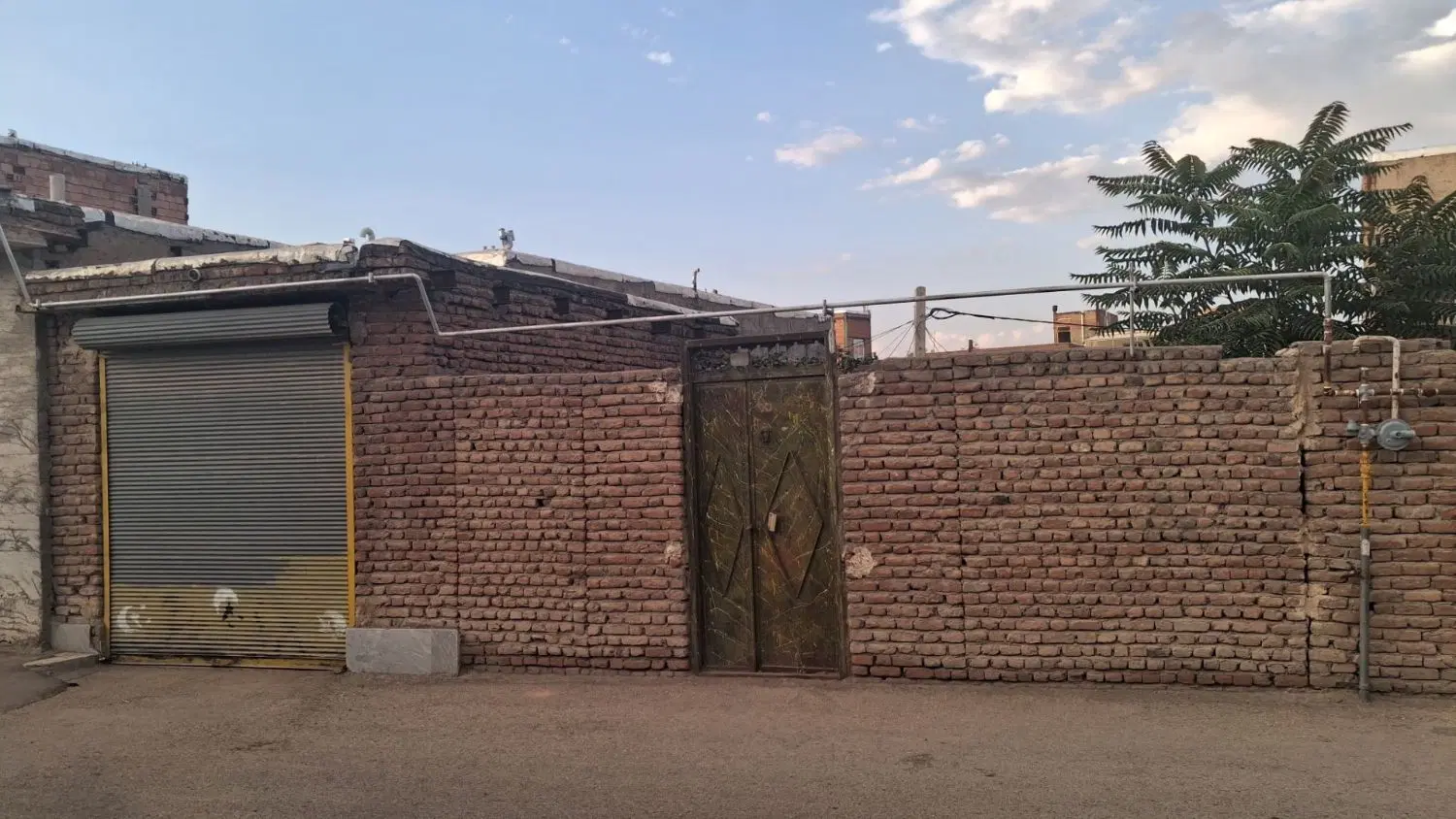 خانه ویلایی کلنگی