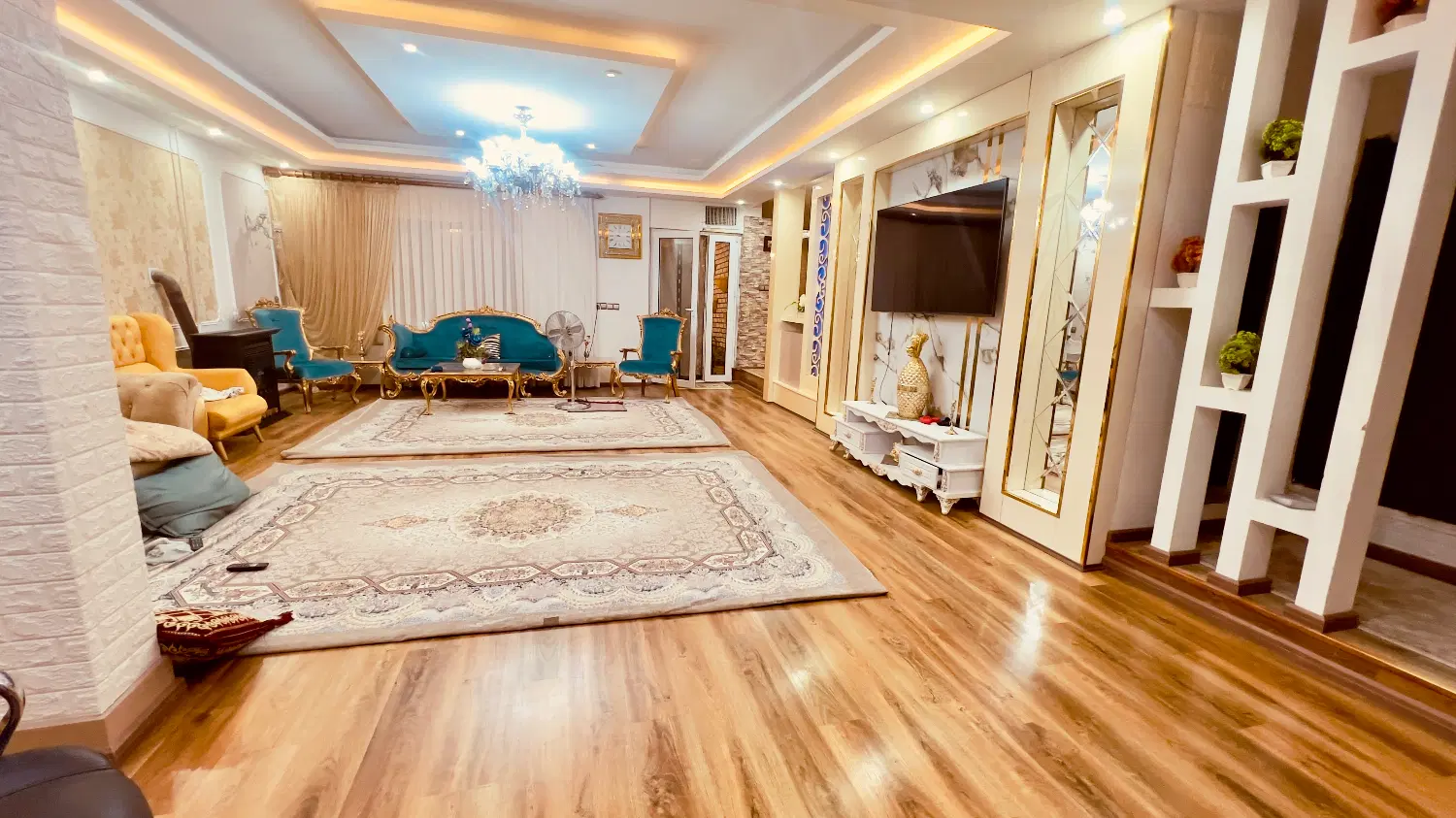 ویلایی ۳ طبقه