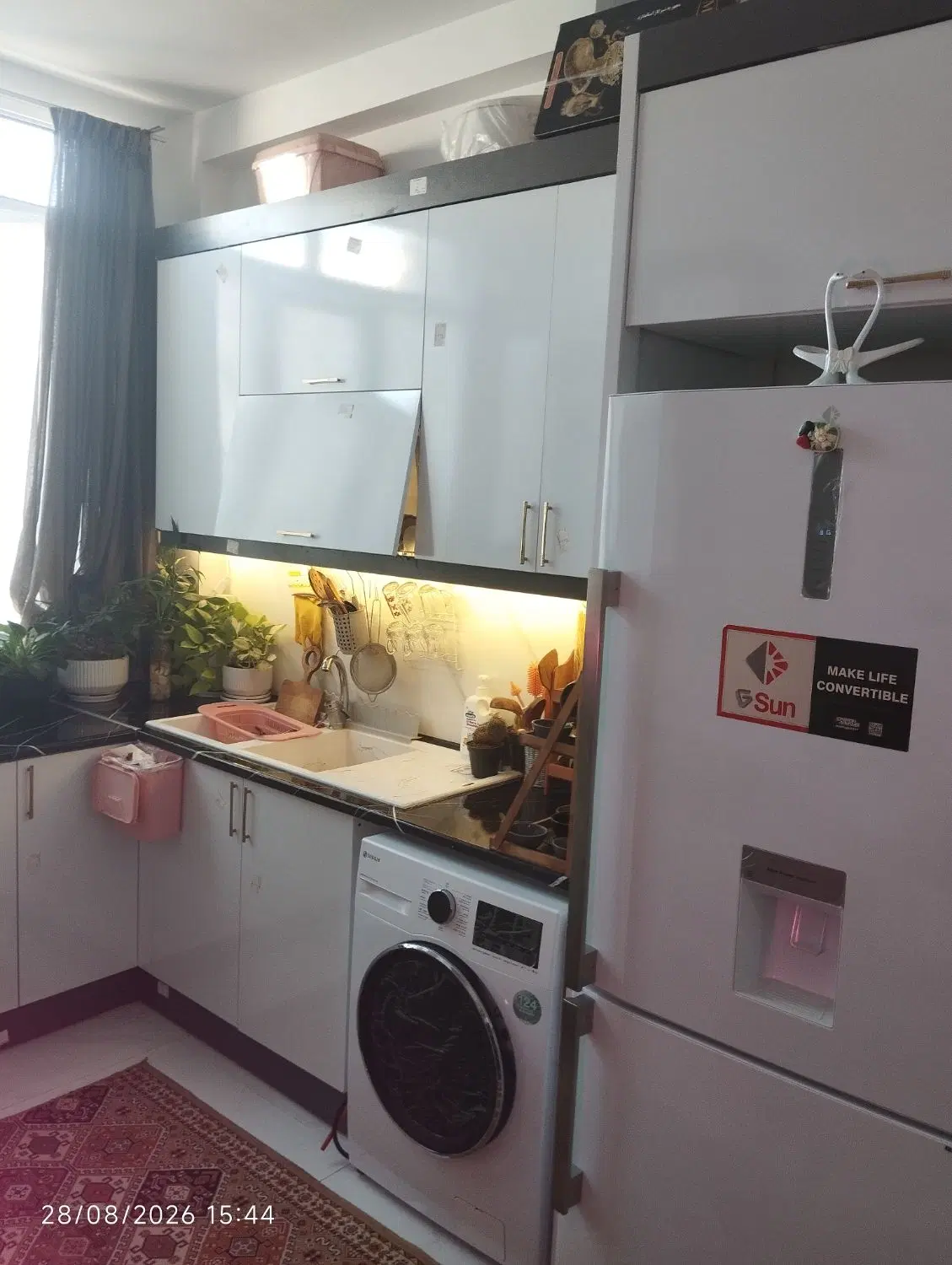 طبقه اول 65متری آسانسور دار کنار حاشیه بلوار طبرسی
