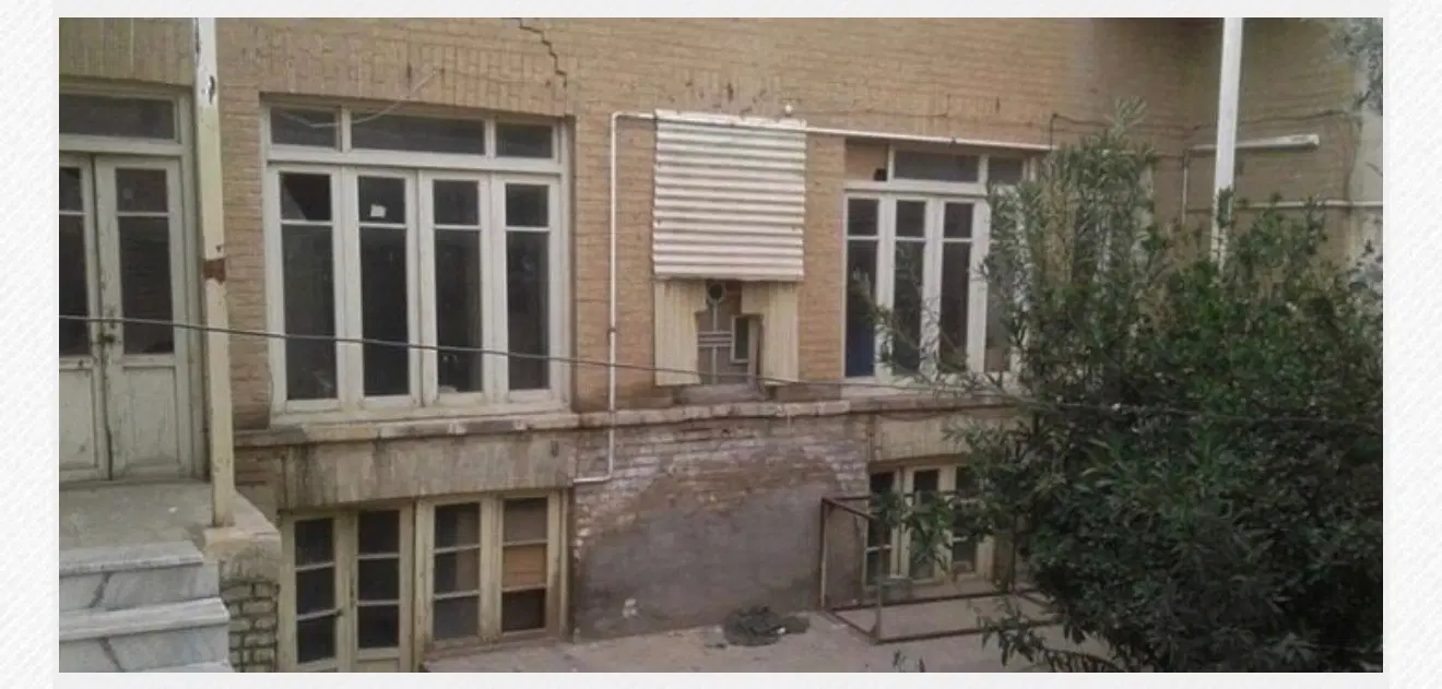 خانه کلنگی