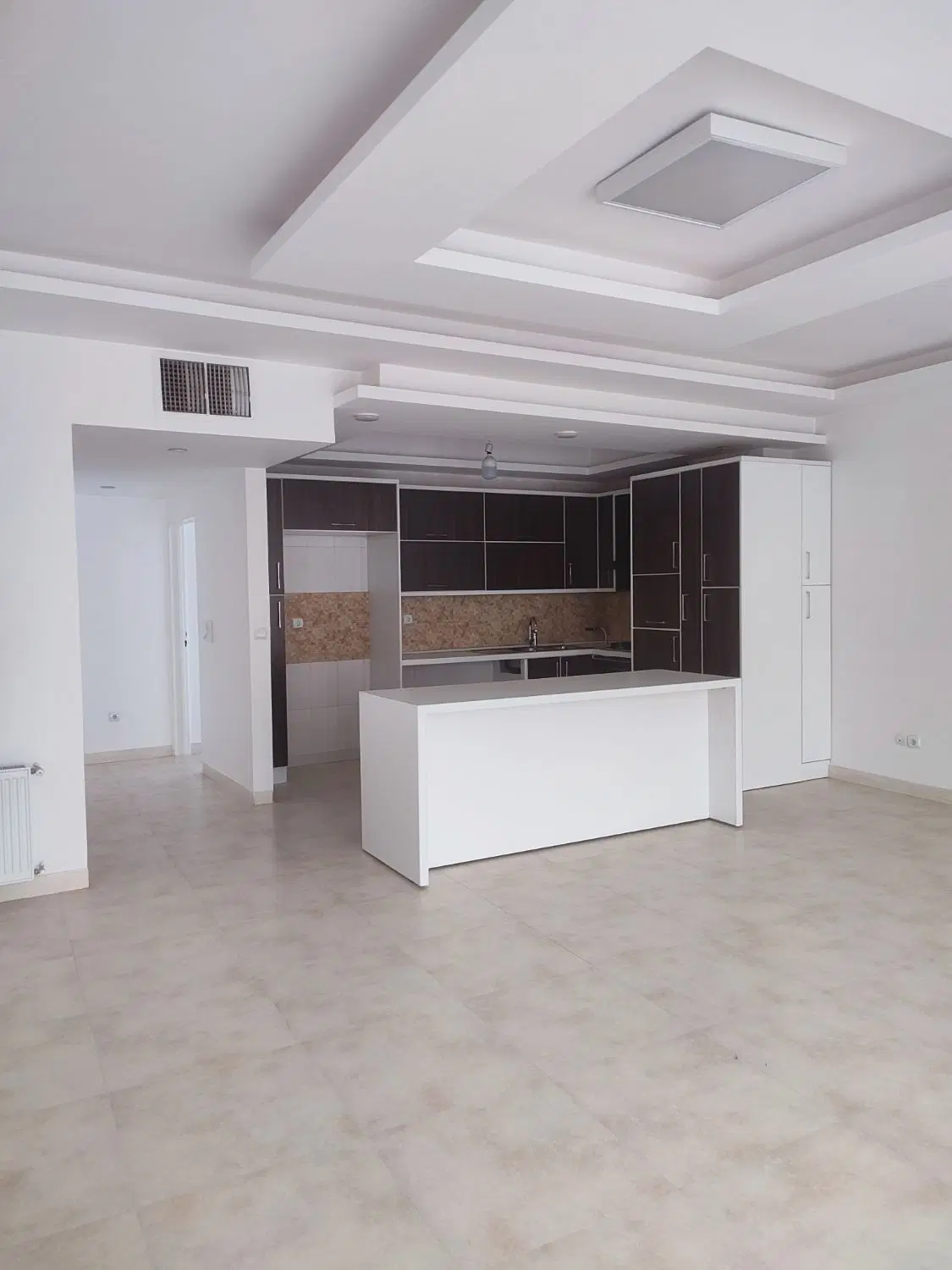 آپارتمان تک واحدی