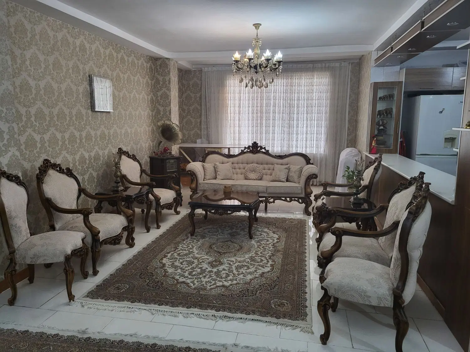 واحد ۱۱۰ متری سند دار بلوار شهرداری