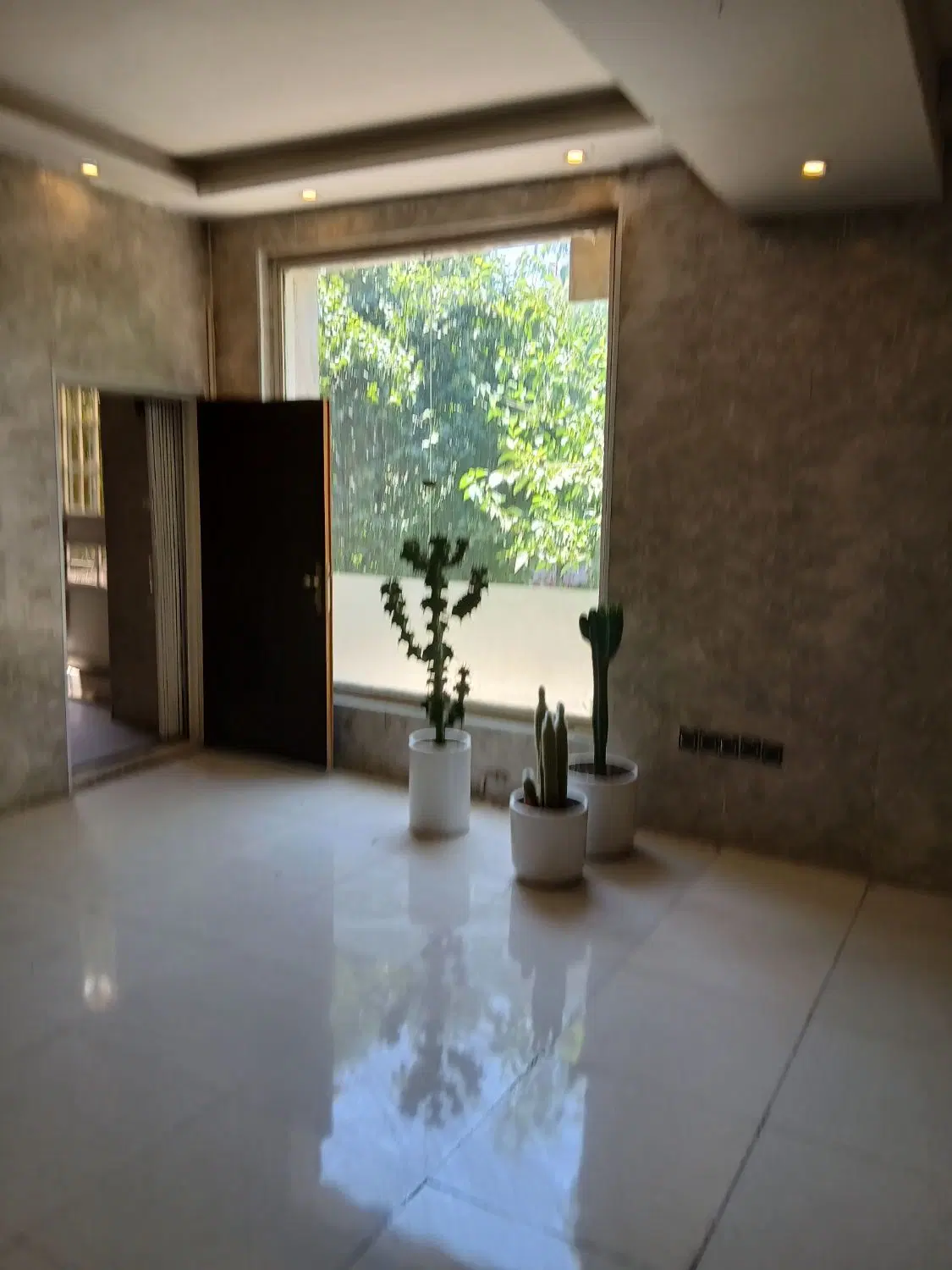 دفتر تجاری و اداری