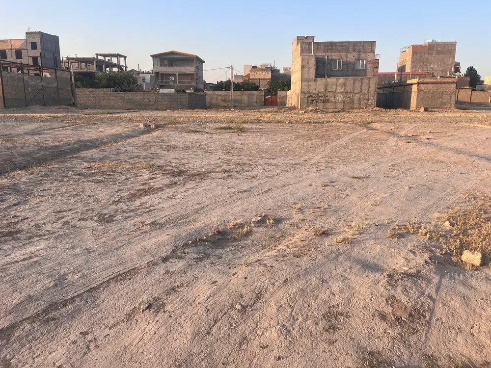 زمین مسکونی