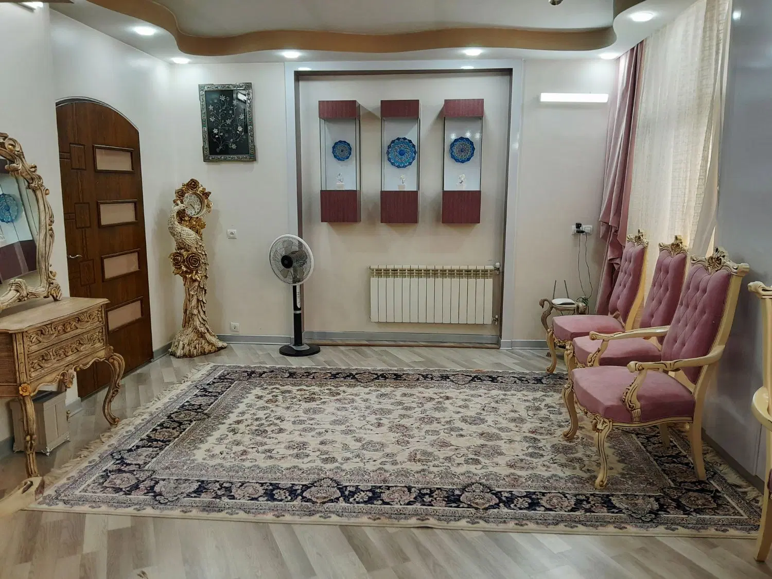 آپارتمان طبقه دو هشتاد متری دو خواب