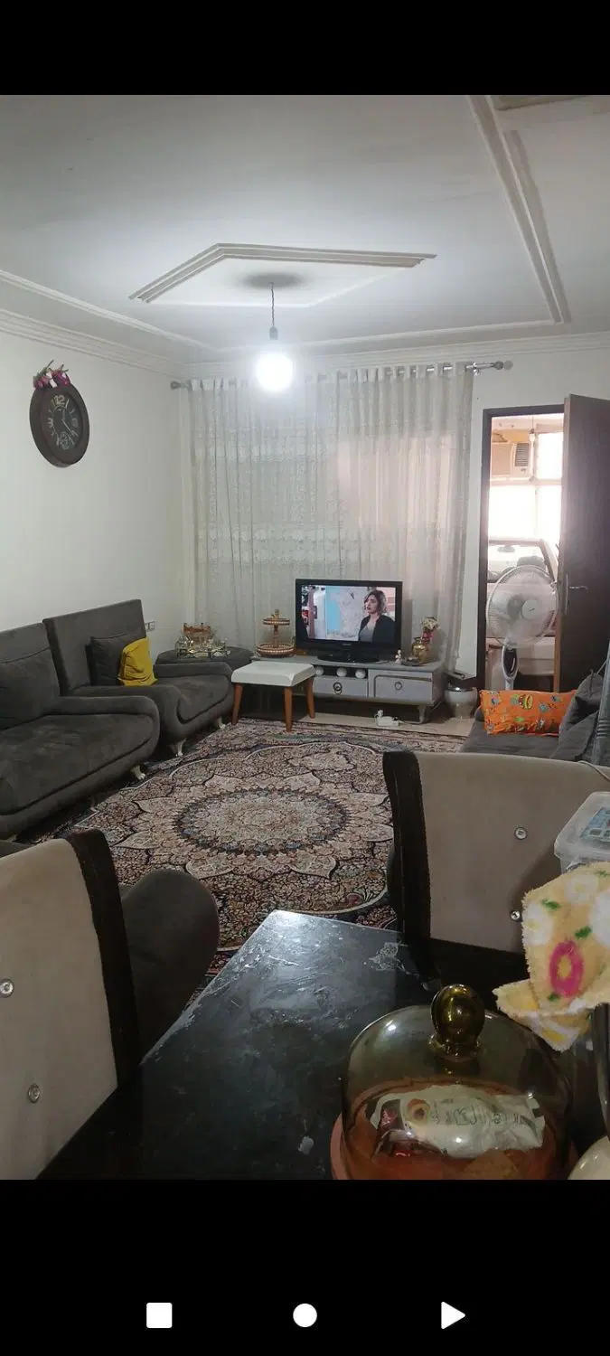 حمیدیان سوییت ۶۵ متری