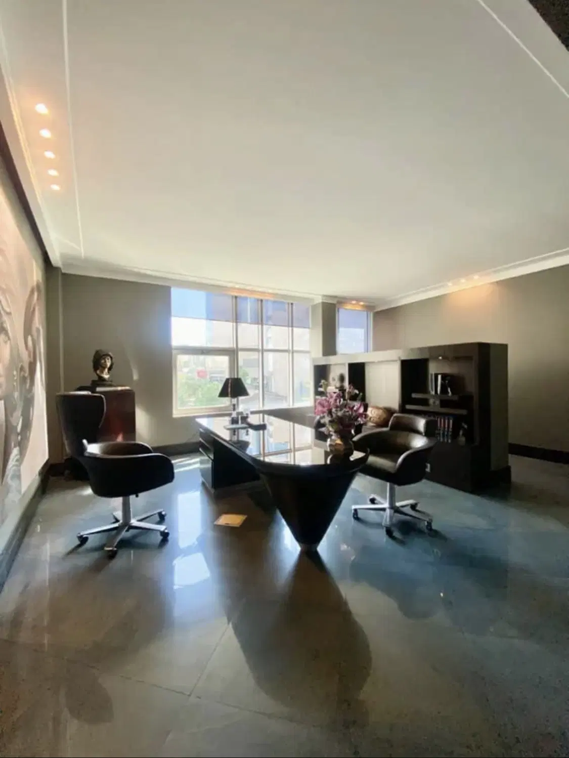 اجاره واحد اداری_ ۱۰۰ متری_تاپ لوکیشن قصردشت