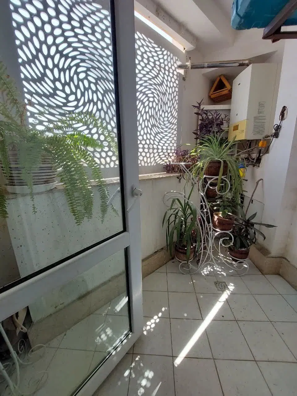 اجاره واحد ۲۲۰ متری چهارراه رسولی