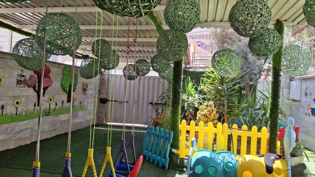 رهن کامل ملک و مجوز  مهدکودک