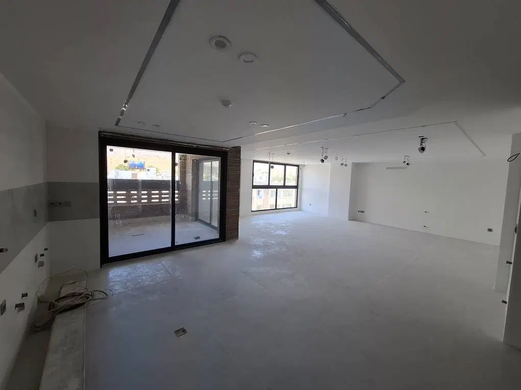 آپارتمان نوساز شیمی گیاه