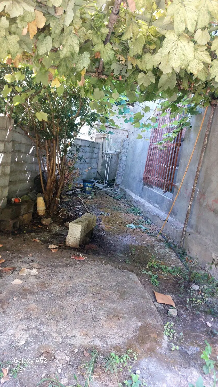 فروش زمین مسکونی۳۲۰ متر همراه بنا کلنگی