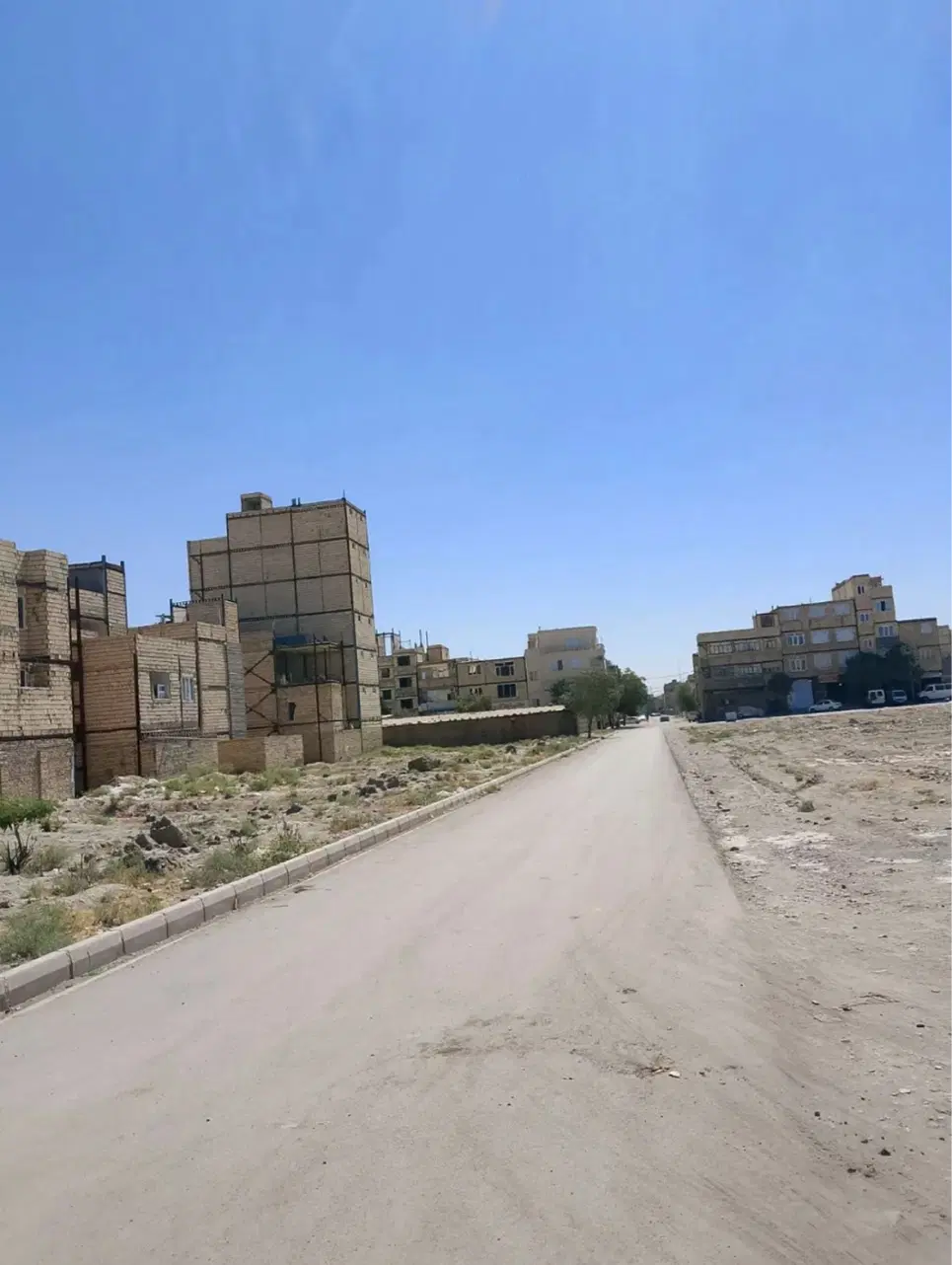 زمین۱۱۰متری