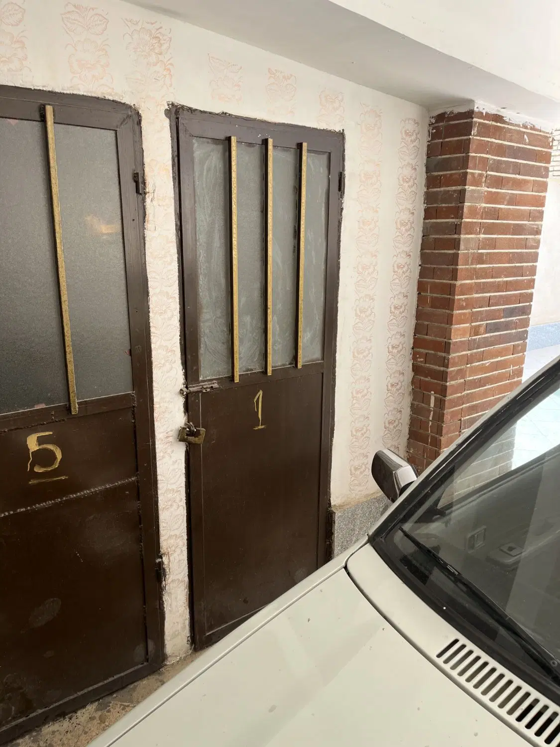 فروش اپارتمان ابتدای زیباشهر نبش چهارراه هجرت