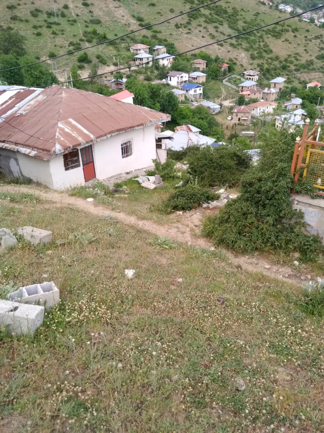 زمین ۱۹۲ متردارای بنا، ییلاق گرسماسر رامسر