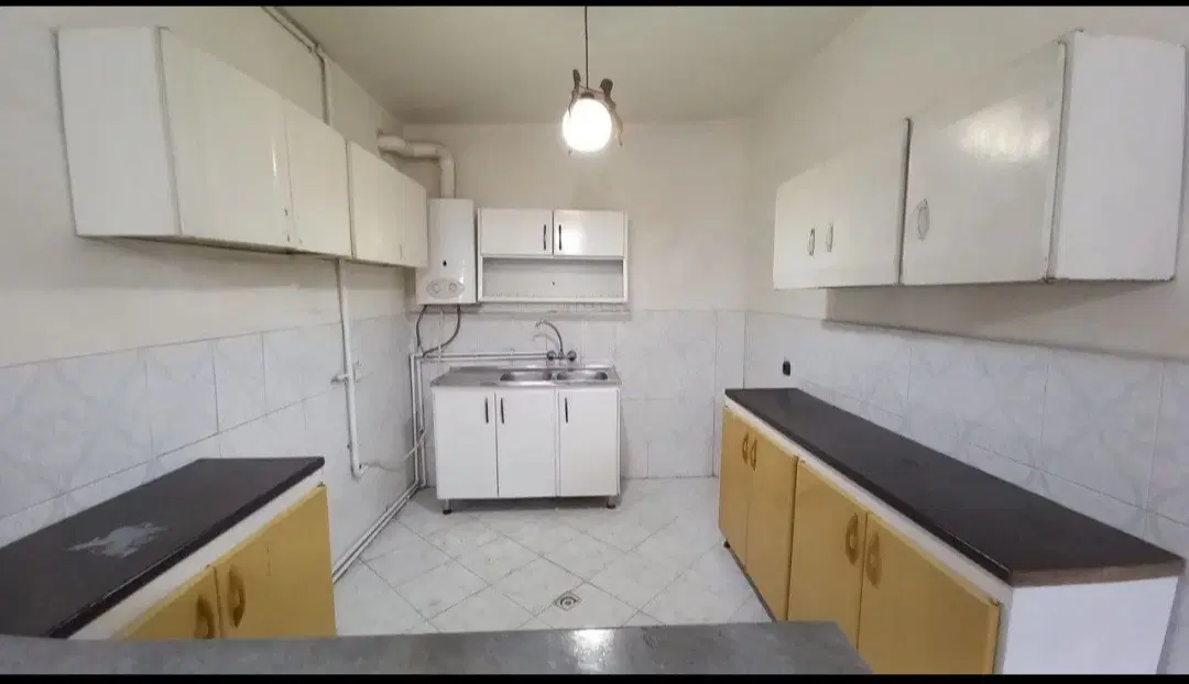خانه ویلایی _63 متر_ دربست _ حیاط دار