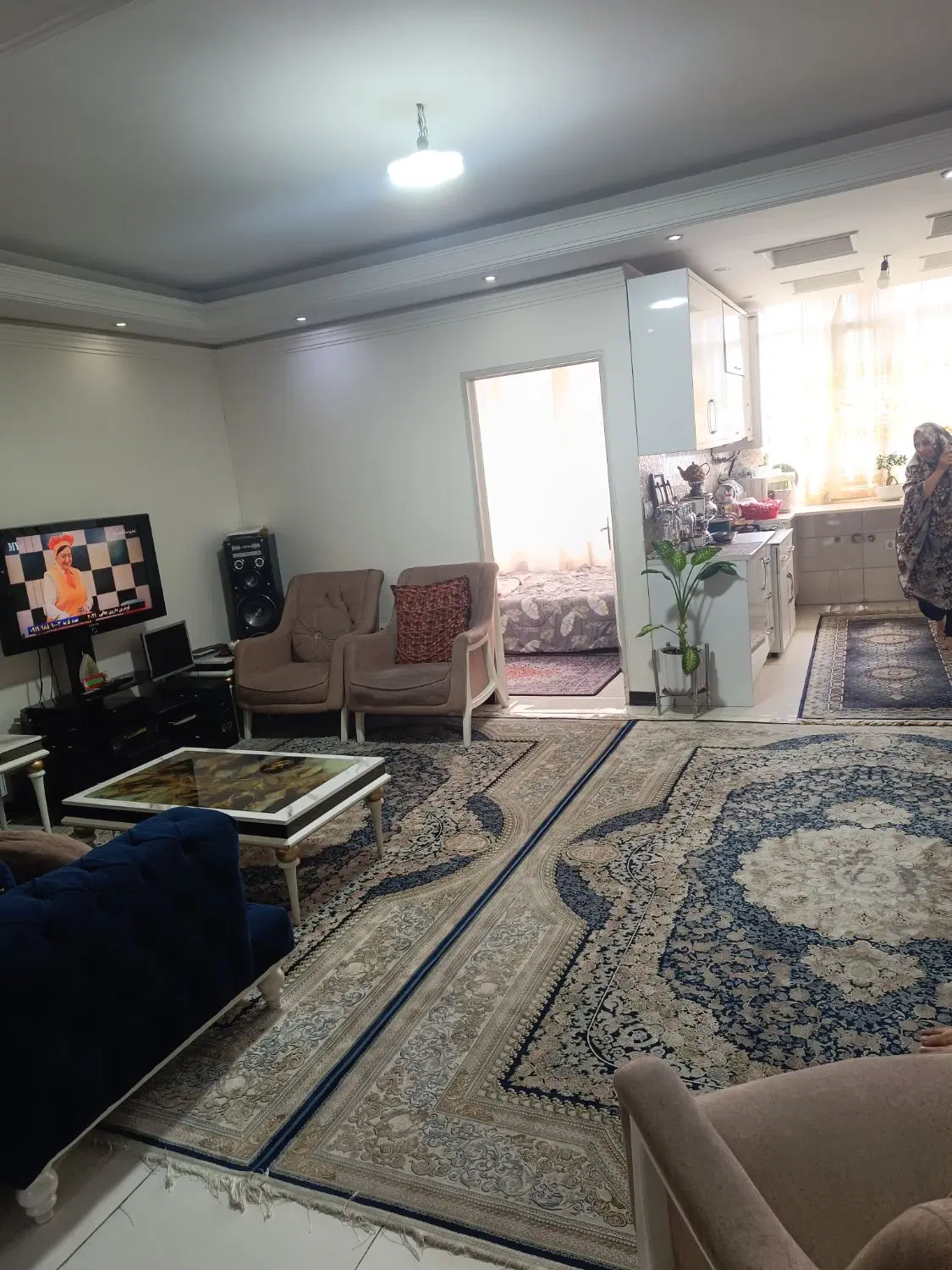 ۷۰ متر۲ خواب تکواحدی شهرک امام خمینی با پارکینگ