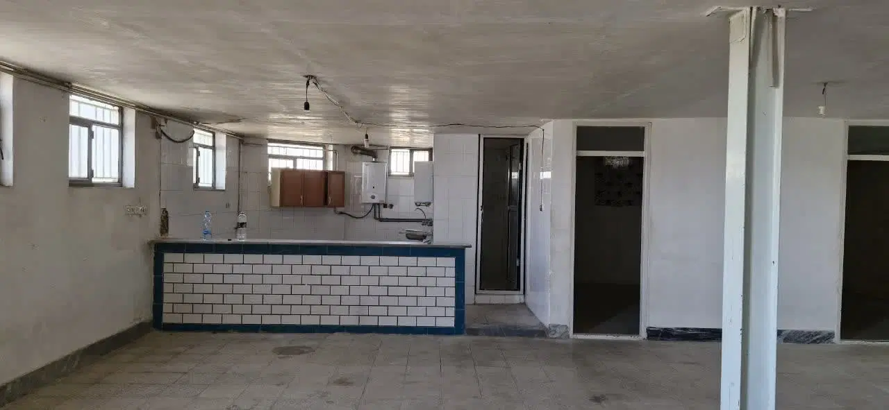 زیر همکف ۱۵۴ متر سه بر نور انتهای گلشن۳