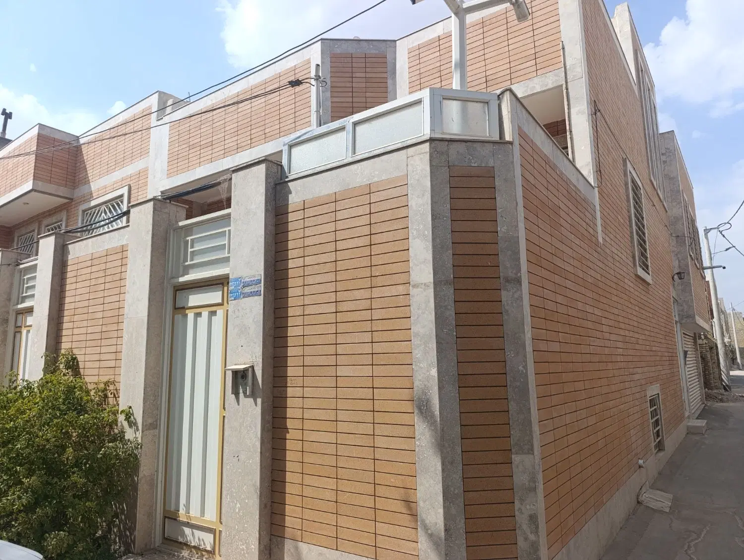 منزل دو طبقه تمام امکانات