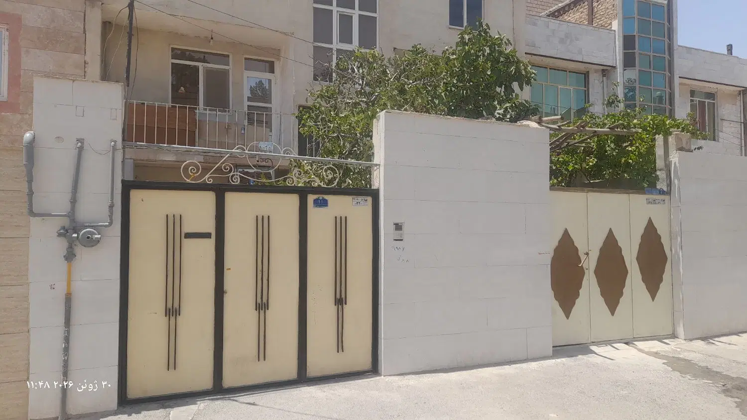 فروشحیاط ویلایی ۳ واحده ۲ واحد مشترک یک واحد  جدا