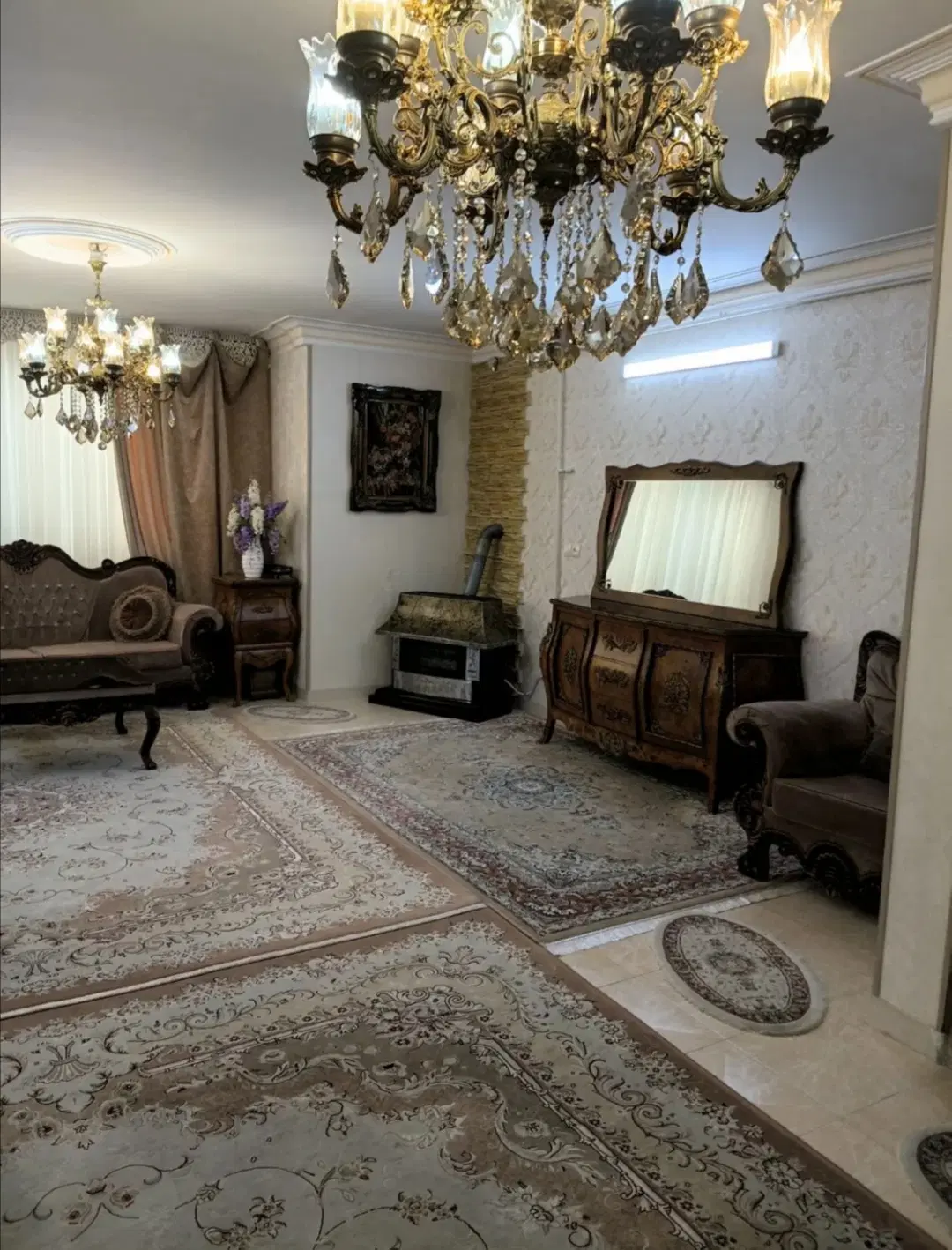آپارتمان مینودرمسکونی  110متر طبقه اول