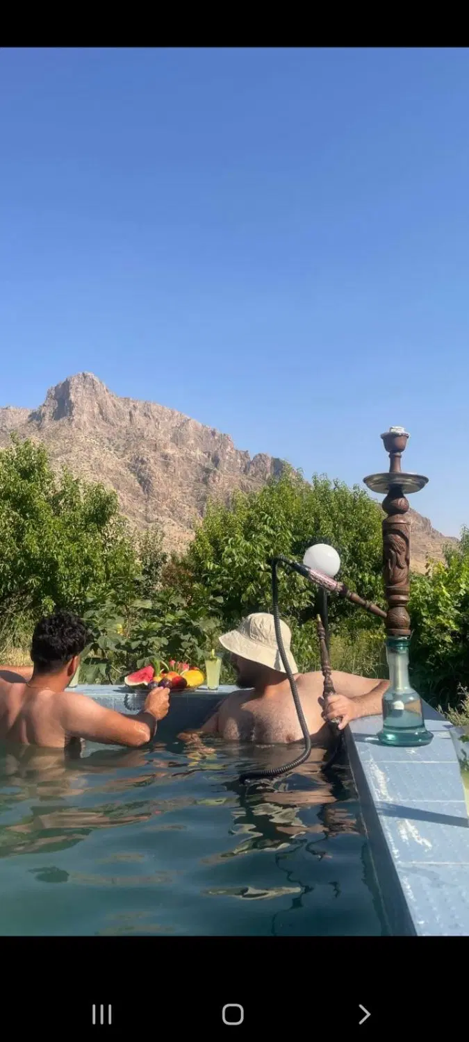 اجاره خانه باغ در بیستون روستای چشمه سهراب