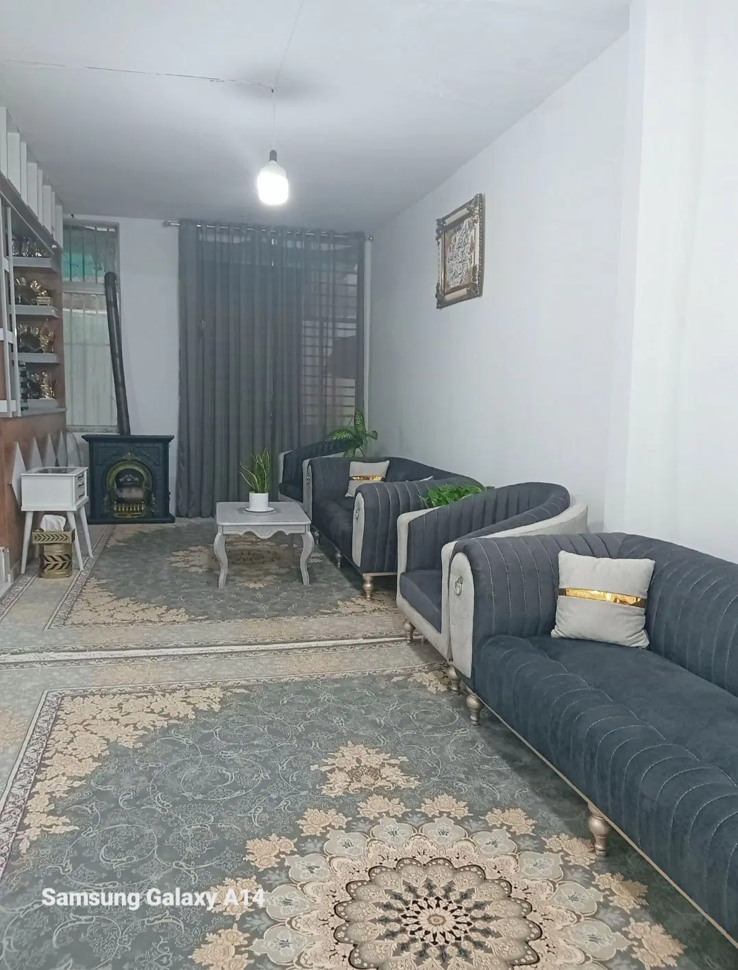 طبقه هم کف ۸۰متری