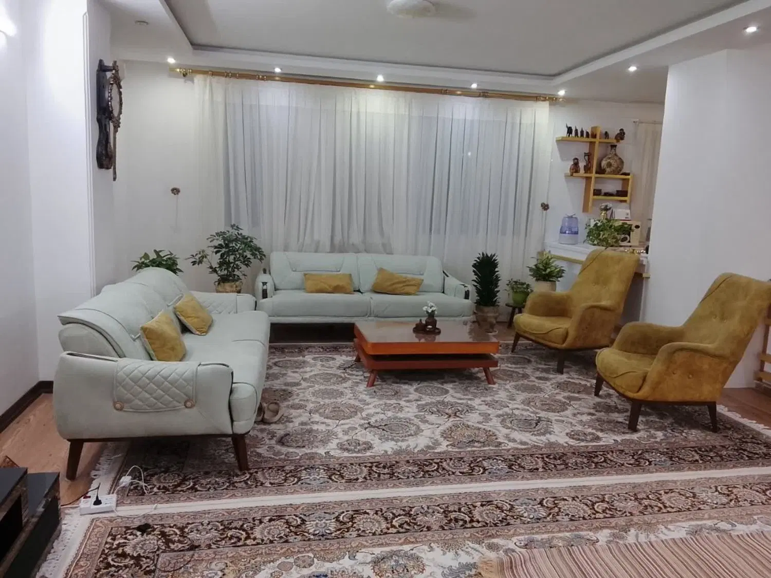 107 متر دو واحدی بنیاد تاپ لوکیشن
